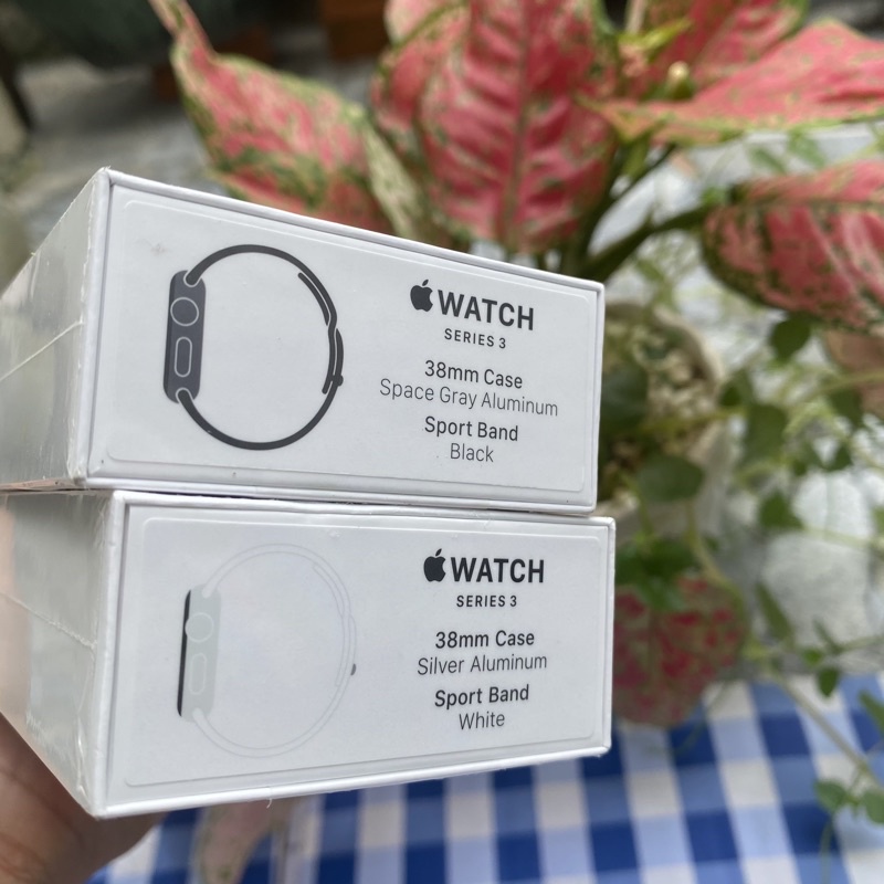 (NEWSEAL) Đồng hồ thông minh Apple Watch S3 nhôm dây đen trắng GPS 38mm 42mm
