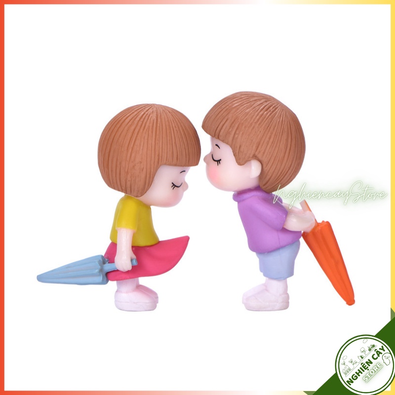 Phụ kiện Cặp đôi cầm ô trang trí tiểu cảnh, cây cảnh, sen đá