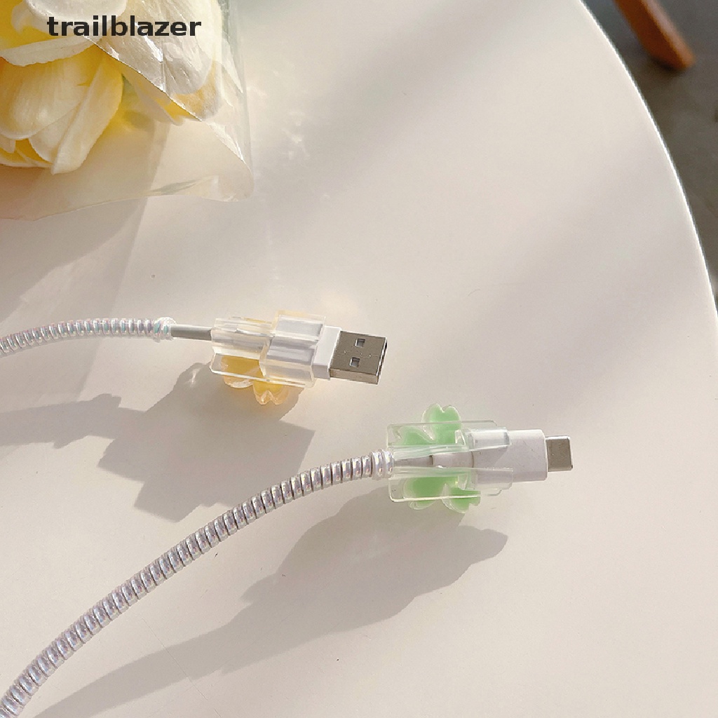 Phụ Kiện Bảo Vệ Dây Cáp Sạc Iphone 13 Type-C Hình Hoa Xinh Xắn