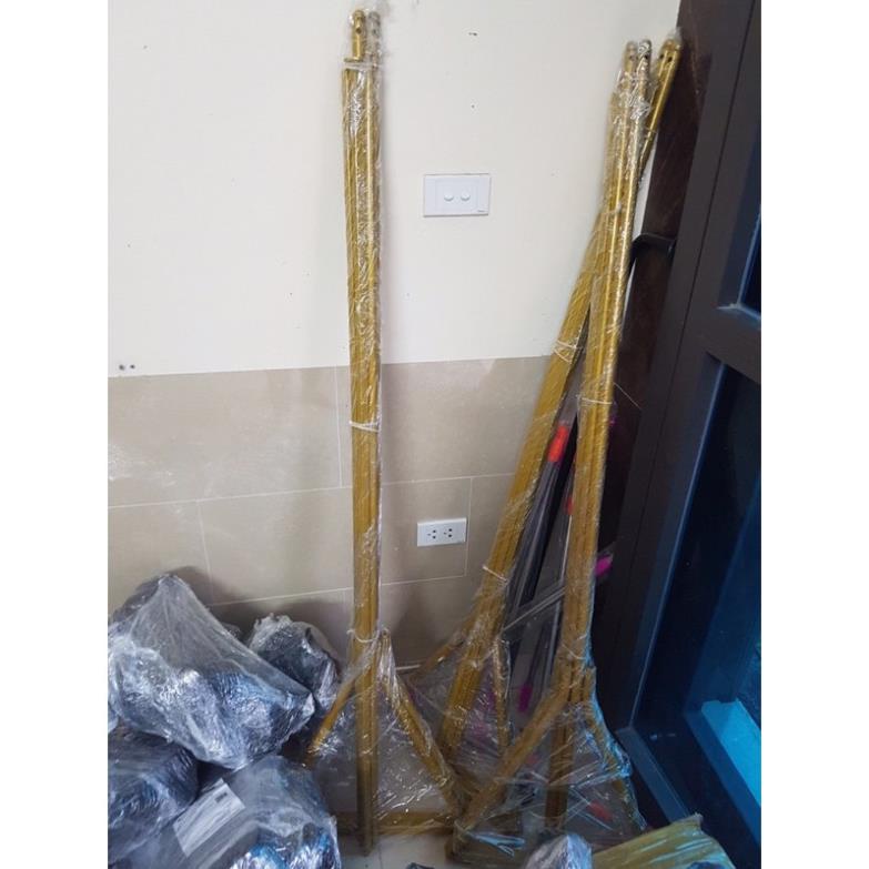 kệ treo quần áo-giá treo chữ y màu vàng và đen-sơn tĩnh điện giúp hạn chế bong tróc-kích thước 1m5x1m5