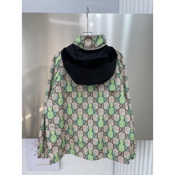 Áo khoác gió cho nam và nữ thương hiệu Gucci GC cao cấp mẫu 2022