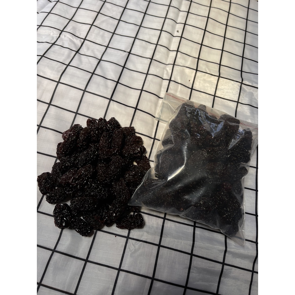 TÁO ĐEN  HẠT TO 100GR - 500GR