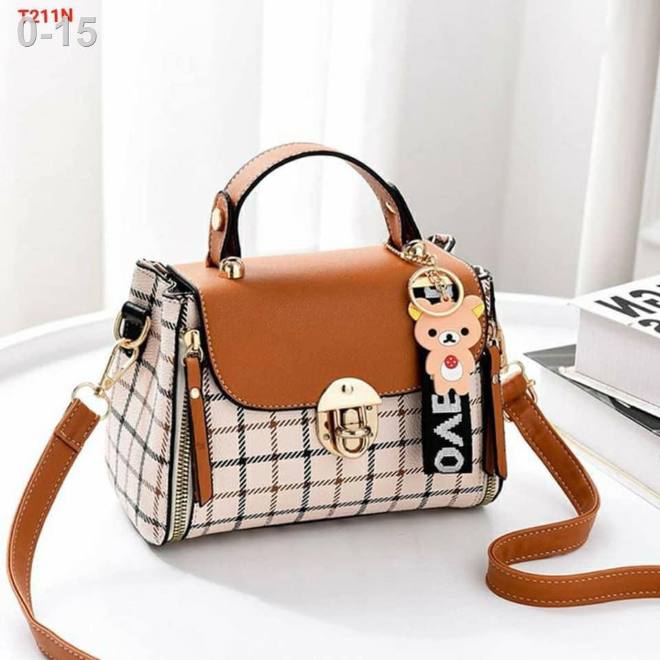TUI XÁCH NỮ 🌺 KHÓA GẤU ĐEO CHÉO🌺 ,ĐẸP VÀ RẺ , TÚI ,CHẤT DA PU ĐÚNG DÁNG TOTE TRONG SUỐT ĐI HỌC LÀM C