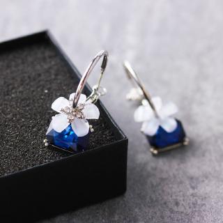 Jewelry Earrings for Unique Shaping
