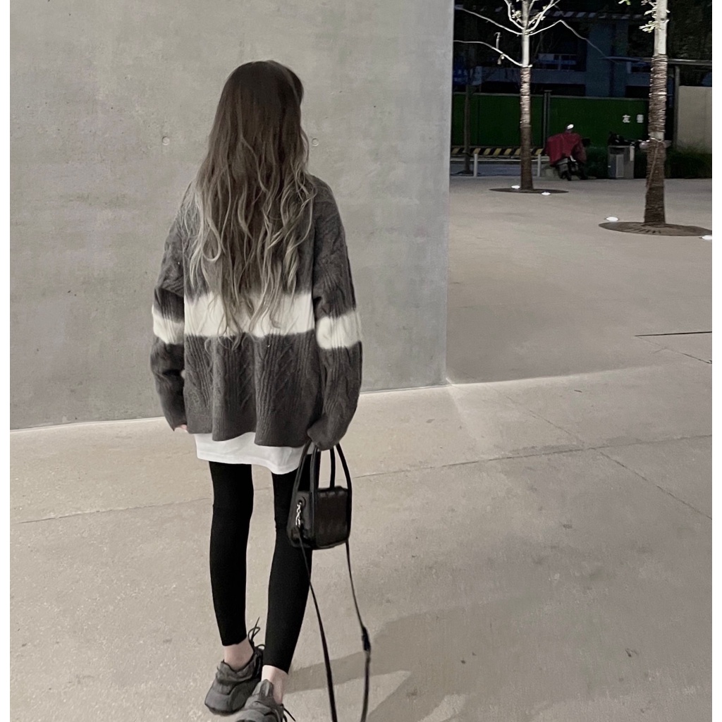 Cardigan Len Dày Màu Xám Phối line Trắng Thời TRang