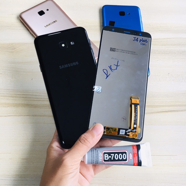 Combo Bộ Vỏ Sườn + Màn Hình Samsung J4 Core Zin Hàng Cao Cấp (Tặng tuýp keo)