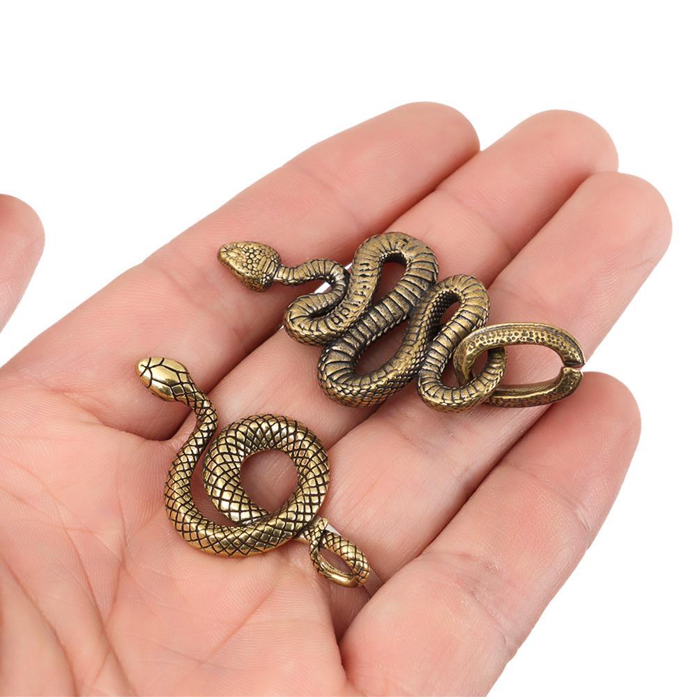 Móc Khóa Hình Chú Chó WTTLE Cobra Thời Trang