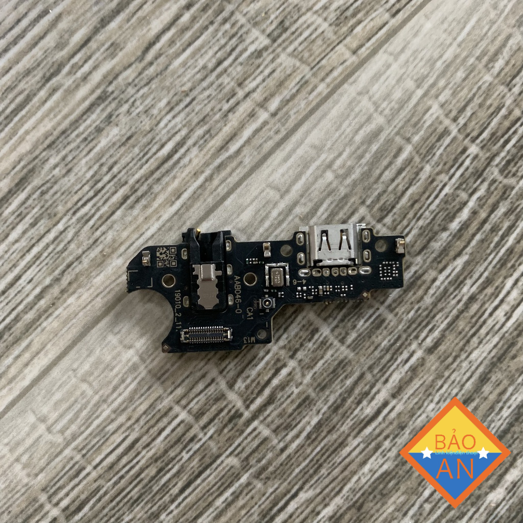cụm bo sạc realme c25y