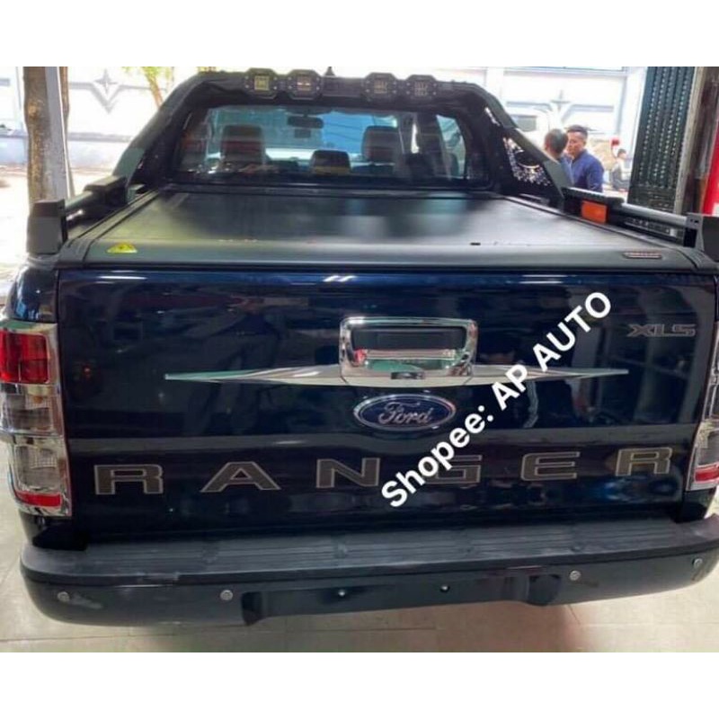 ỐP TAY MỞ CỐP FORD RANGER 2016 - 2021 nhựa ABS cao cấp