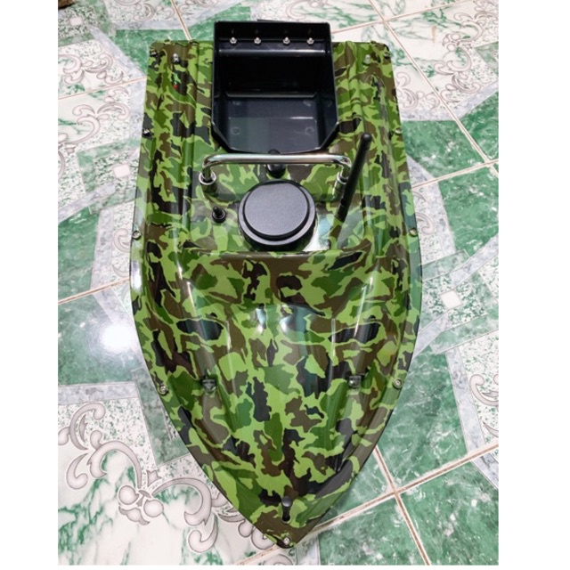 thuyền thả thính điều hiển cách xa 500m màu rằn ri hàng mới về siêu bền y hình vip bdshad8