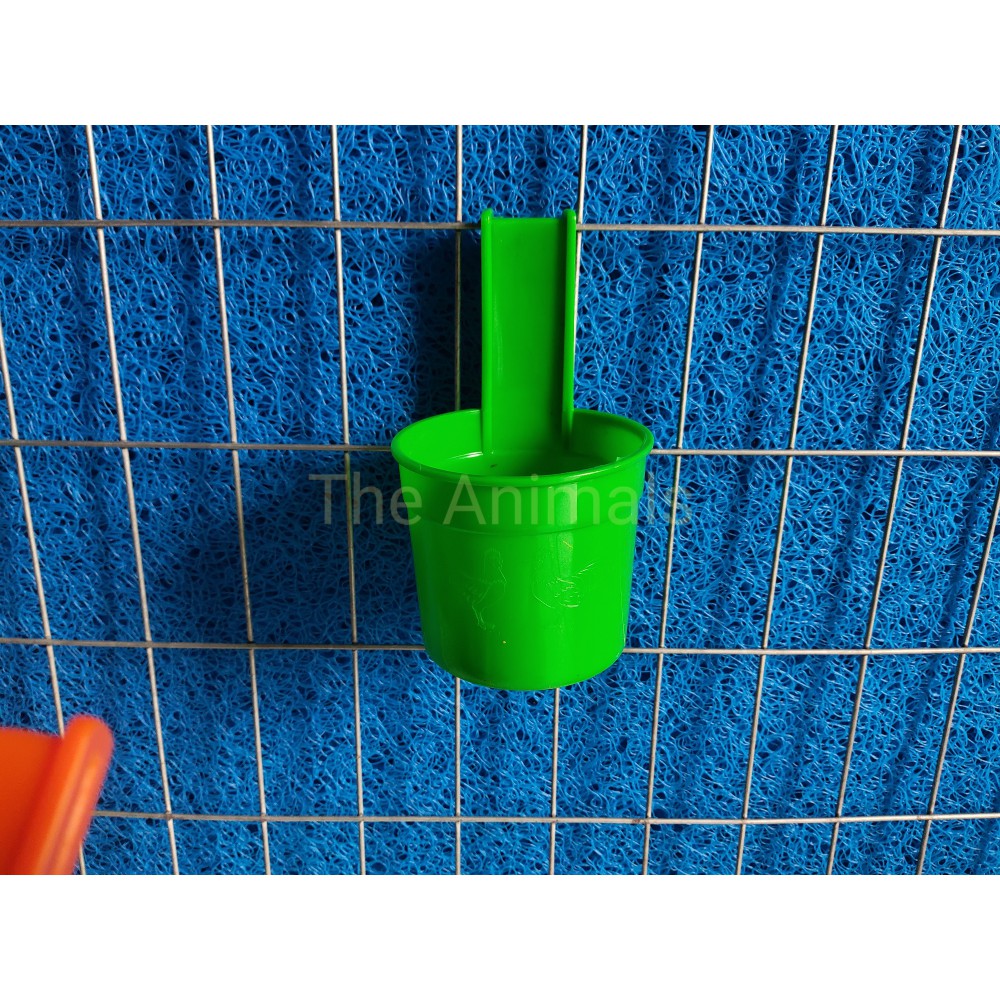 Quặng đựng thức ăn, nước uống cho gà, chim, vẹt,... (0.5 lit)
