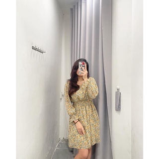 Đầm hoa bo eo vàng (S/M)