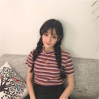 Áo thun nữ cổ tròn