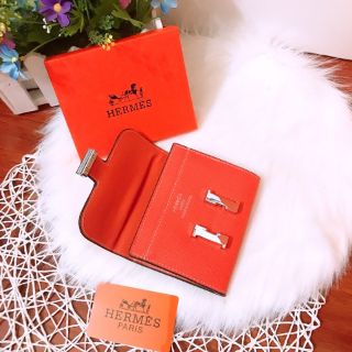 Ví ngắn HM size 13
