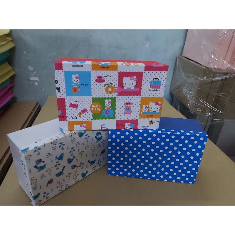 Hộp quà dễ thương 18x28x11 40k