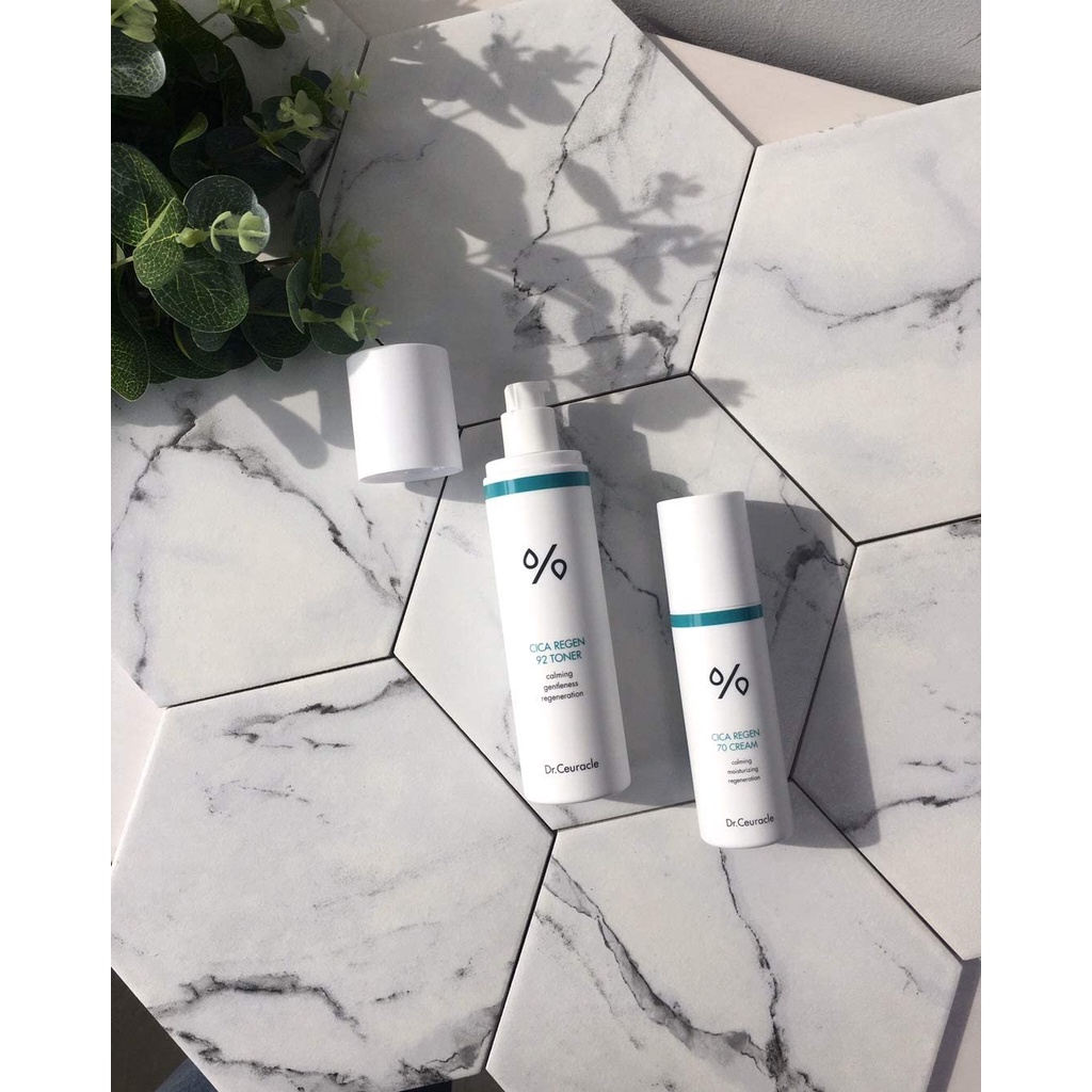 Nước Cân Bằng Dr.Ceuracle Cica Regen 92 Toner Chiết Xuất Rau Má Làm Dịu Làn Da 120ml