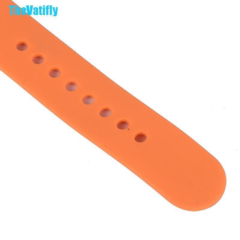  Đồng hồ đeo tay kỹ thuật số mặt vuông hiển thị LED dây silicon thời trang | BigBuy360 - bigbuy360.vn