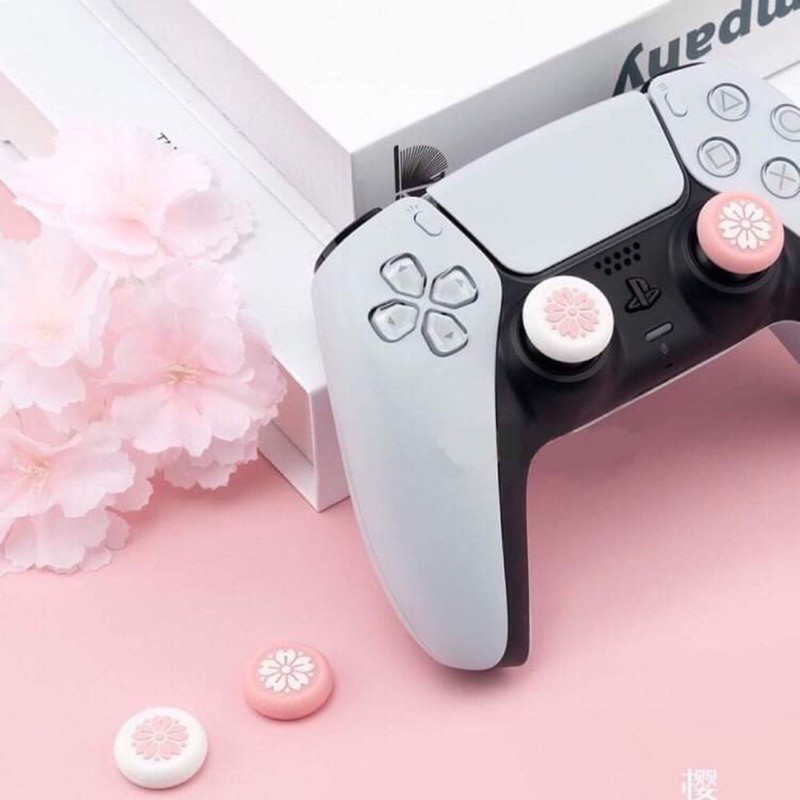 Bộ 4 núm bọc analog Sakura (hoa anh đào) cao cấp thương hiệu Geekshare cho tay cầm Pro Controller, DuaSense, DualShock 4