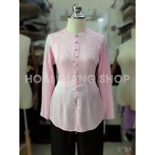 SIÊU HOT bộ bà ba gấm cổ tròn màu hồng phấn nhẹ nhàng và sang trọng. Hàng sẵn giao siêu tốc, Size S-4XL.