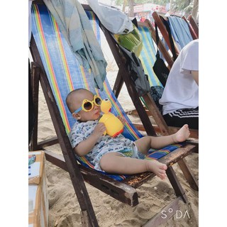 Bình nước cho bé tập uống