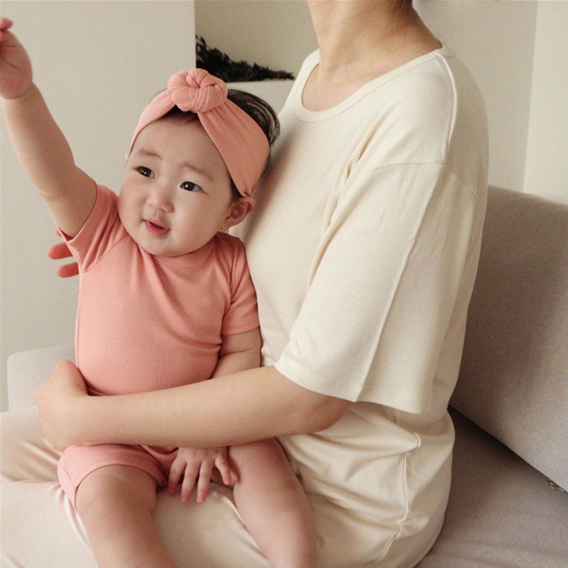 Bộ Đồ Ngủ Áo Thun Tay Ngắn + Quần Ngắn Dành Cho Bé Trai Bé Gái