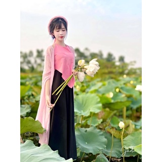 Yếm chụp sen - Khoác lụa màu hồng nhạt
