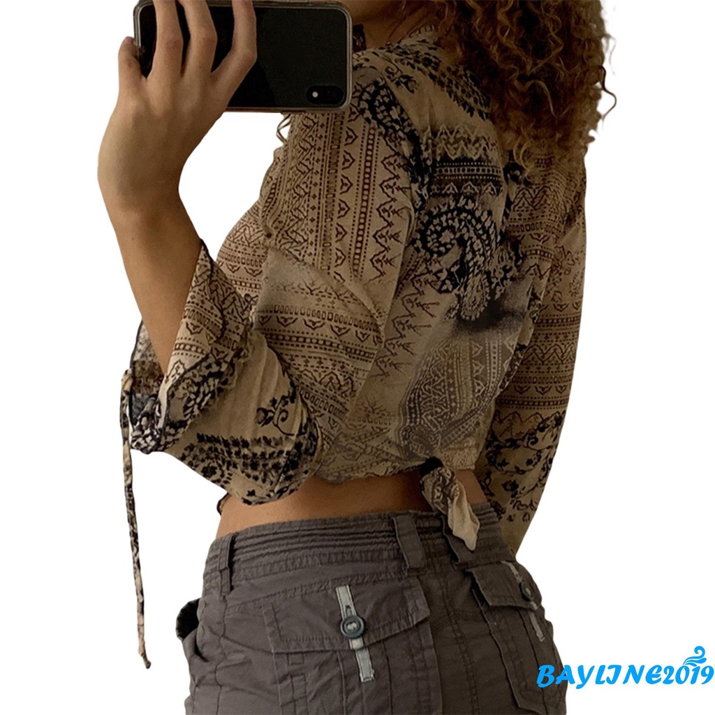 Áo thun lửng tay dài cổ V họa tiết thời trang cho nữ