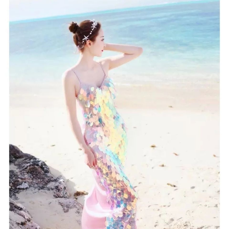 Đầm Dài Hai Dây Đính Kim Sa Lấp Lánh Dành Cho Nữ Đi Biển
