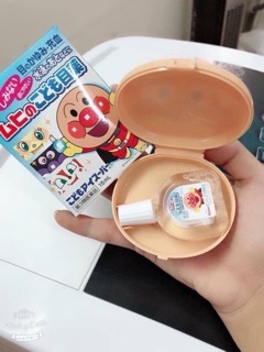 Nhỏ mắt Muhi Nhật Bản cho bé