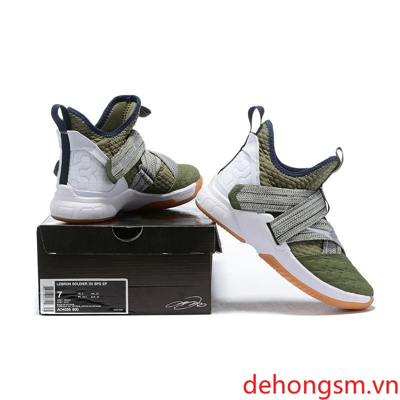 Giảm giá Giày bóng rổ Nike Soldier 12 màu đen và vàng Lebron James PE -540
