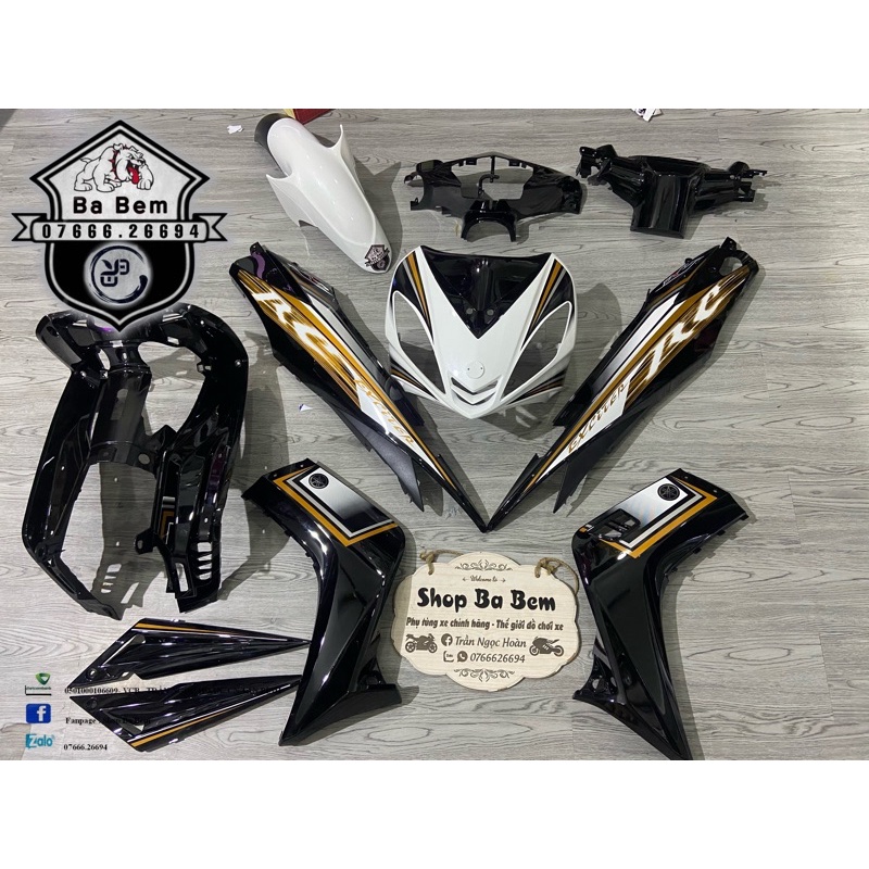 Dàn Áo Trắng Đen Ex Nhỏ