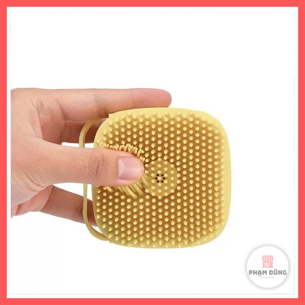 Lược Tắm Gội Đầu Silicon Có Ngăn Đựng Dầu Gội Thông Minh