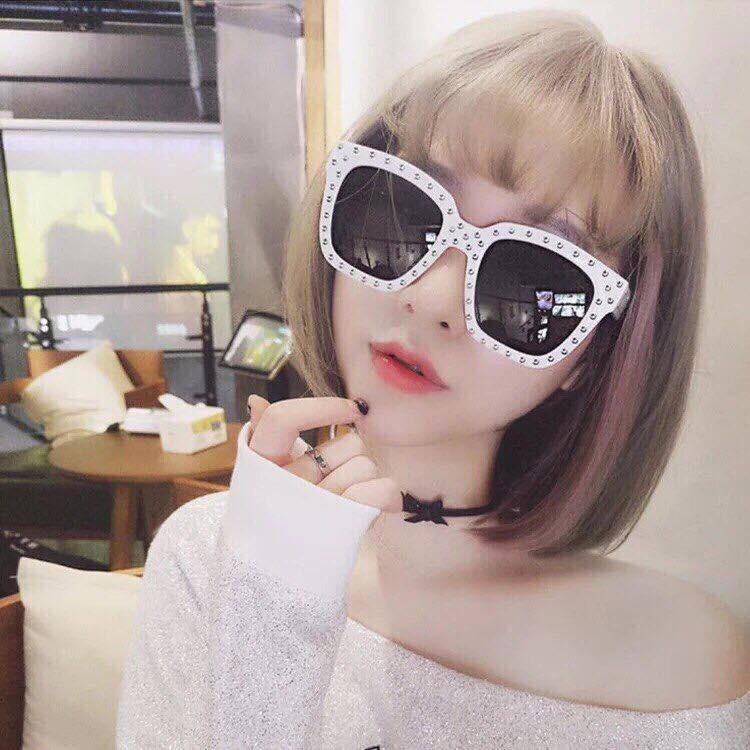 [Mã FARSSTGRE giảm 5K đơn bất kỳ] [GIÁ SỈ] MẮT KÍNH CHỮ V ĐÍNH ĐÁ THỜI TRANG 2 MÀU CỰC ĐẸP | BigBuy360 - bigbuy360.vn