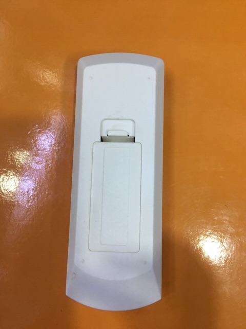 Điều Khiển Máy Lạnh Daikin Âm Trần DGS01