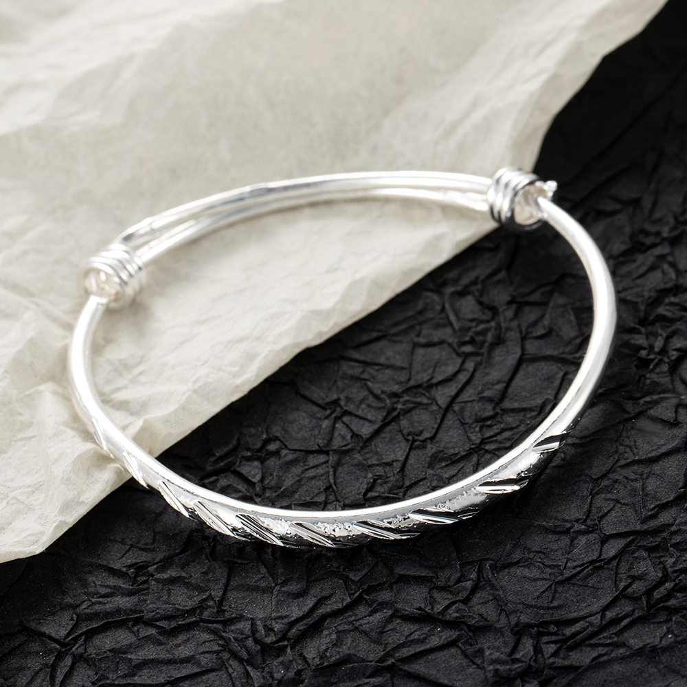 Vòng Tay Chuỗi Hạt Thiết Kế Đơn Giản Cho Nữ