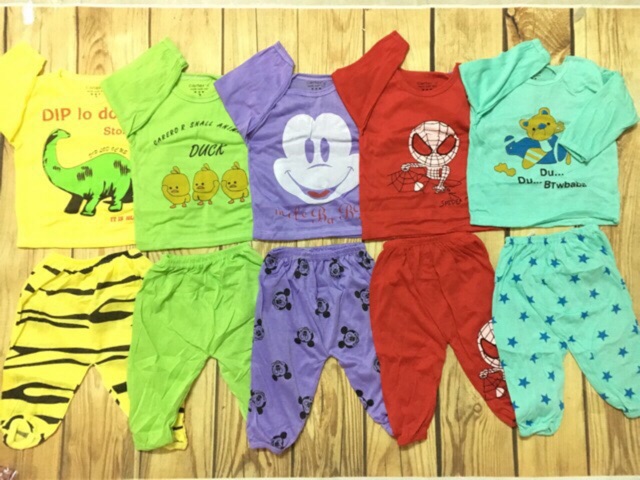 SALE SHOCK!!Set 5 bộ dài tay cho bé