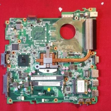 main acer 4738 d732 vga on kèm tản