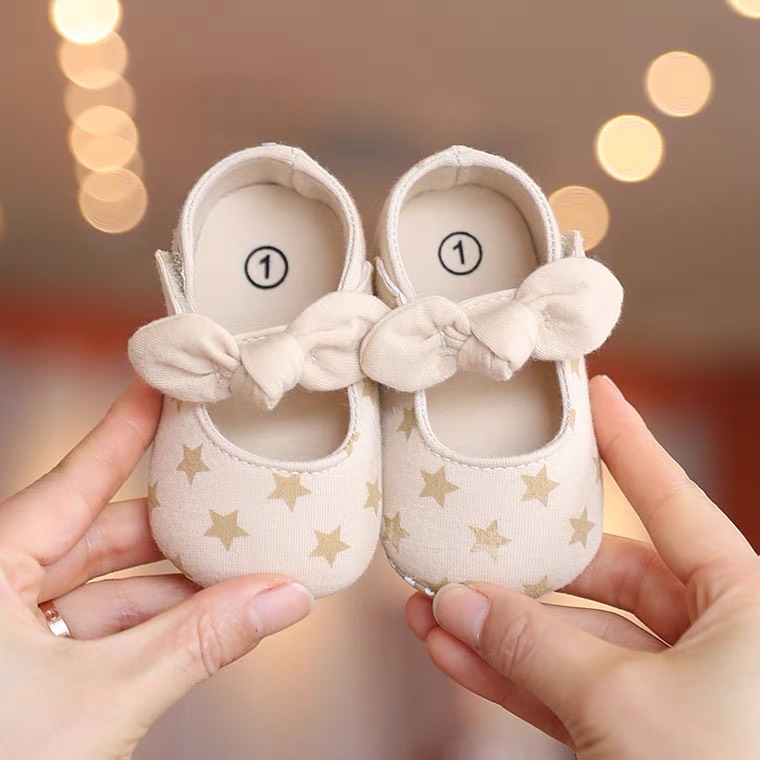 Giày tập đi cho bé gái đế mềm Bunny store, giày bé gái phù hợp cho trẻ em từ 6 tháng đến 1,5 tuổi GTD06