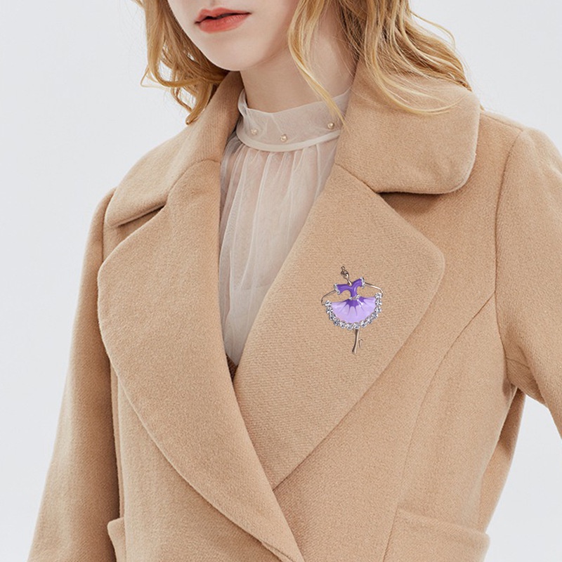 Cài Áo Hình Vũ Công Đính Đá Thời Trang Nữ Tính