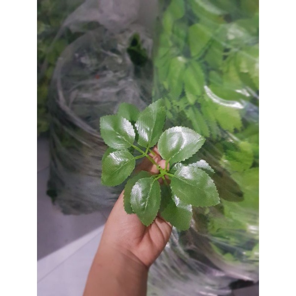 Combo 100 gram Lá Hoa Hồng giả🌹6 cánh