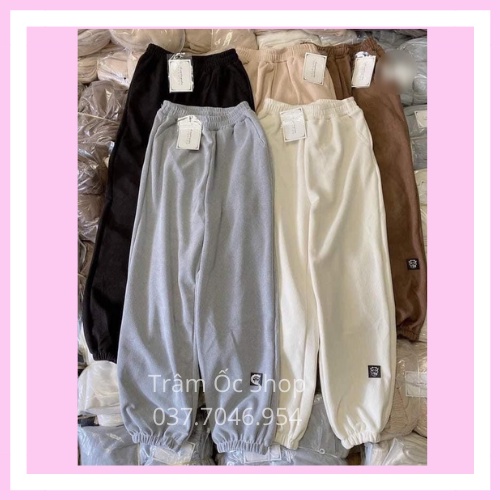 Quần jogger chất len tăm thêu logo bò sữa form thụng, cá tính