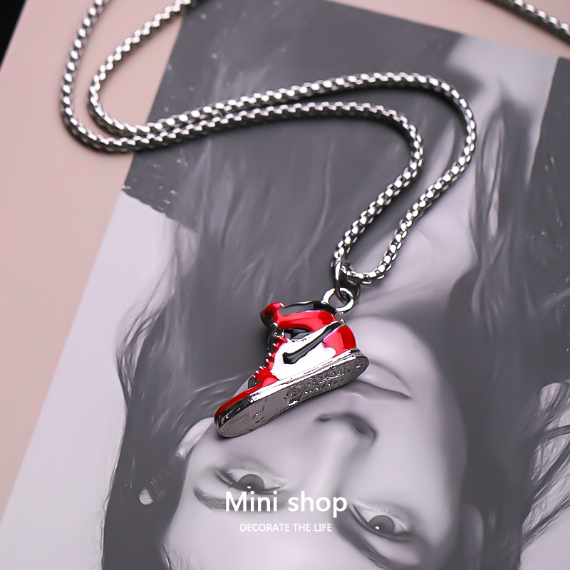 Dây chuyền mặt hình giày sneaker thời trang hip hop cá tính