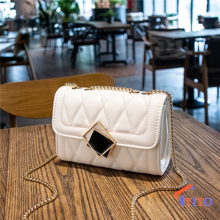 Túi xách nữ da siêu mềm, túi đeo chéo khóa hình vuông siêu đẹp và thời trang - Tito Shop