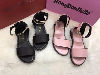 Giày sandal cho bé