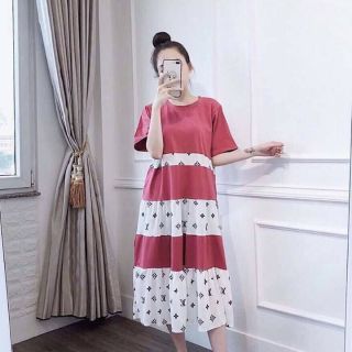 Váy suông chấm bi