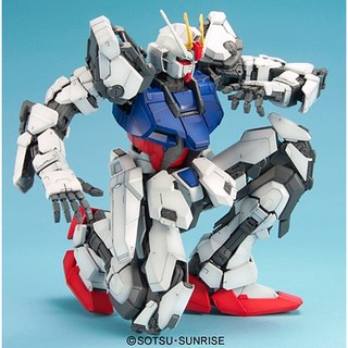 MÔ HÌNH GUNDAM PG STRIKE BANDAI