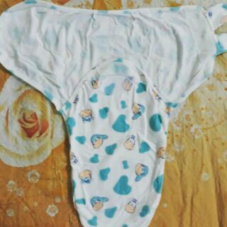 Ủ kén SwaddleMe cho bé sơ sinh