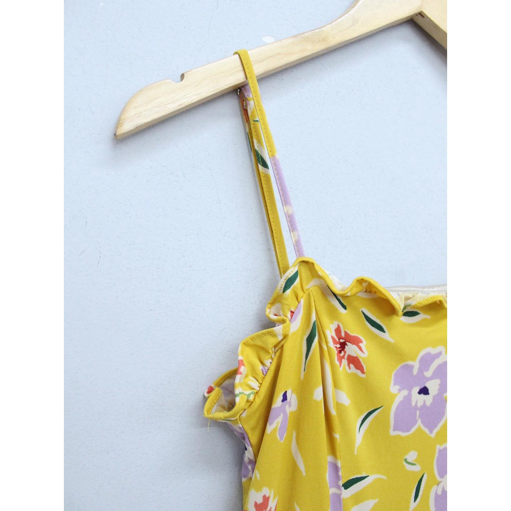 Q9402 - Jumsuit 2 dây BCBG phối bèo nhún thun sau cột nơ in hoa lá