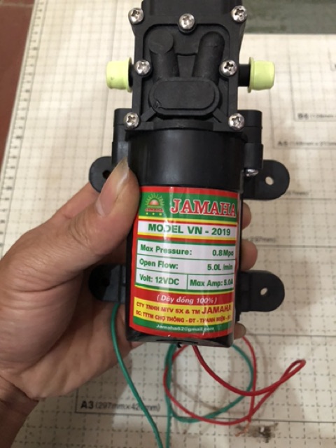 Máy rửa xe mini,máy phun thuốc,máy bơm tưới lan,dây đồnh 100% ,công xuất 5l/phút , 12v dc