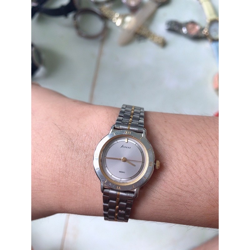 đồng hồ nữ seiko avenue (used) size 28mm